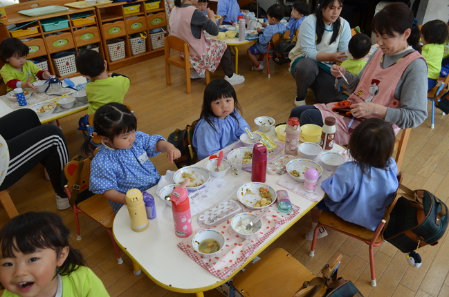 給食