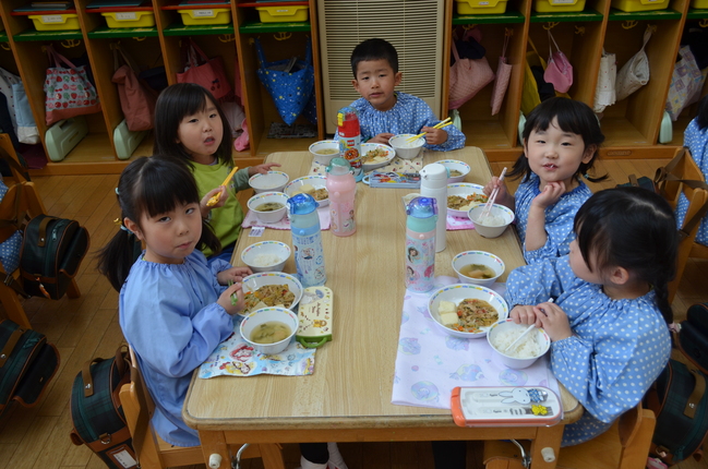 給食