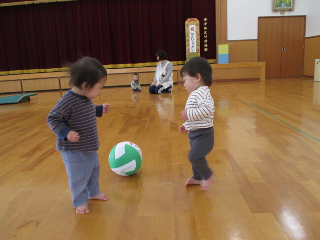 ０・１歳児