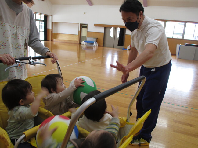 ０・１歳児