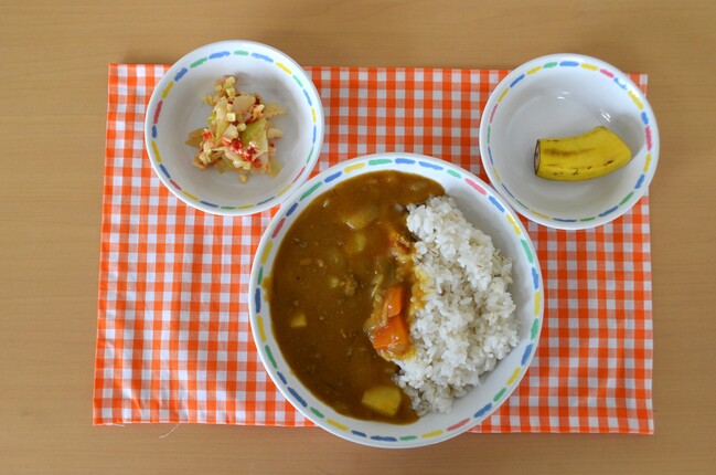 給食