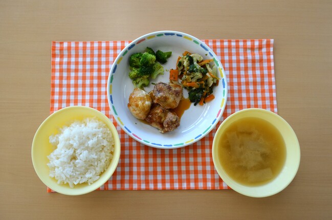 給食
