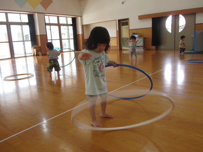 ０・１歳児クラスの様子