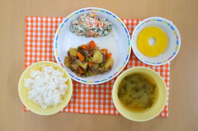 給食