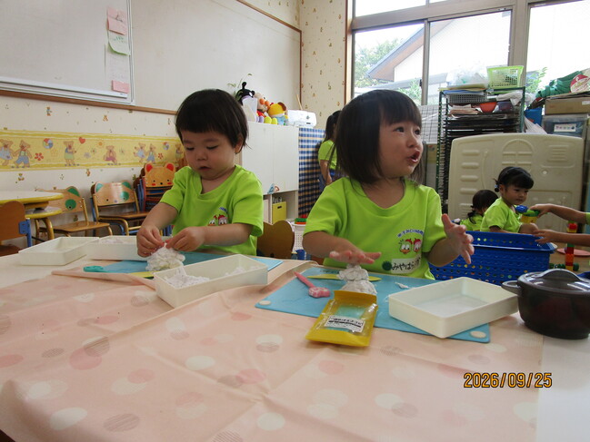 2歳児クラスの様子