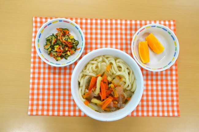 給食