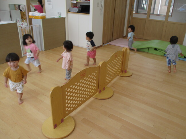 ０・１歳児