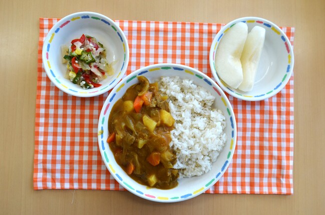 給食