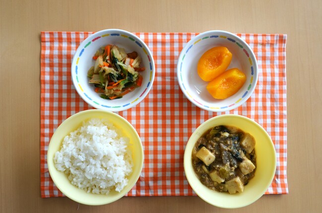 給食