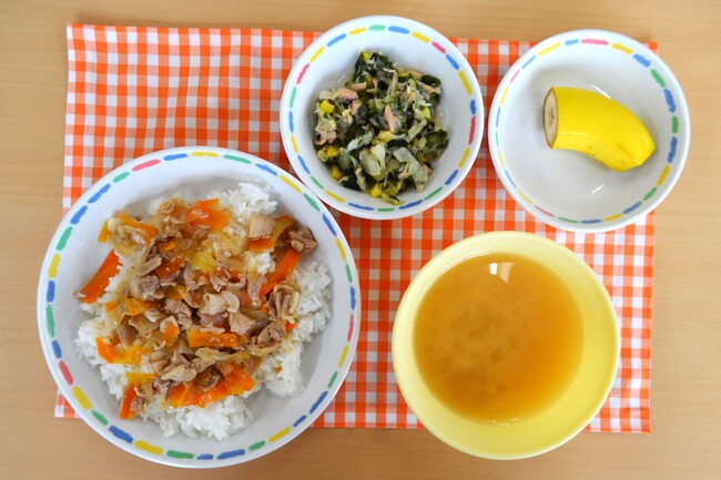 給食