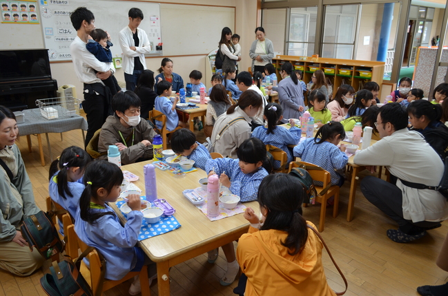 給食