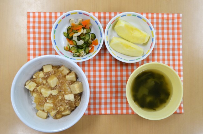 給食