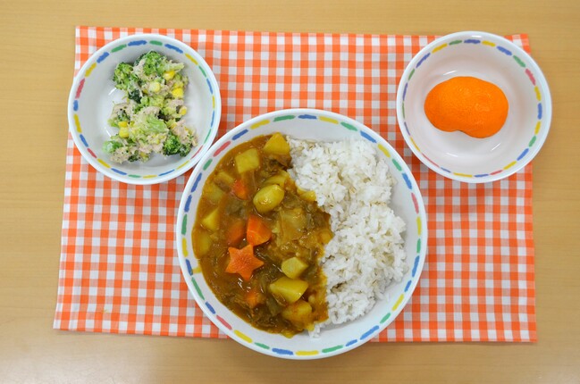 給食