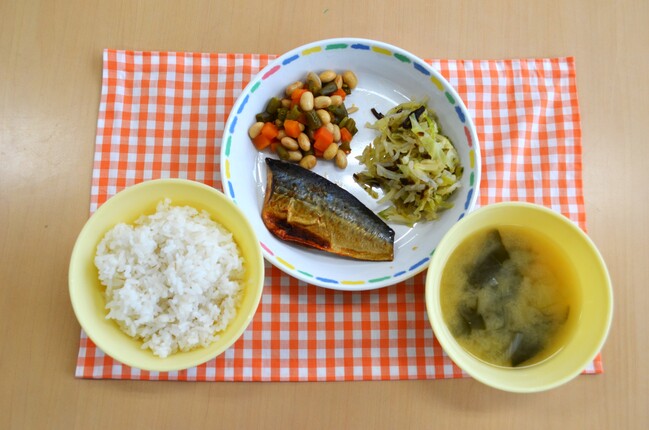 給食