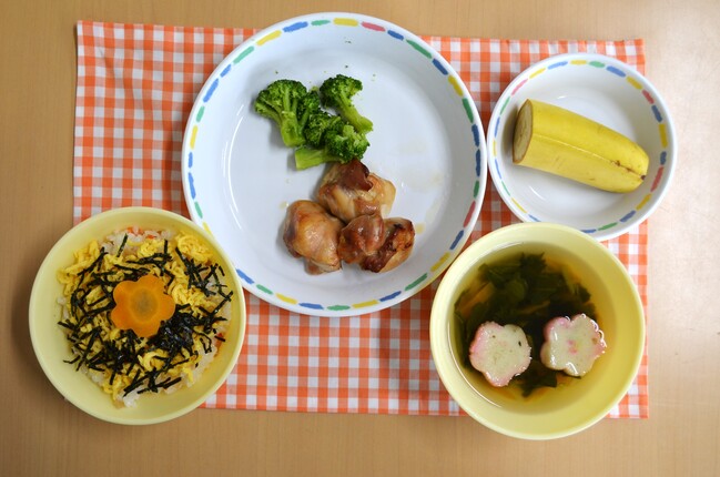 給食