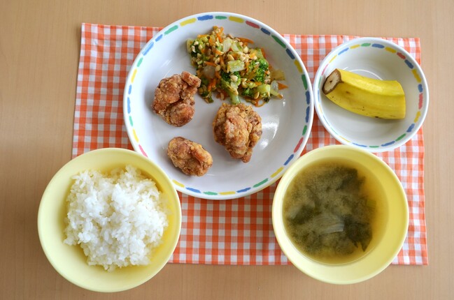 給食