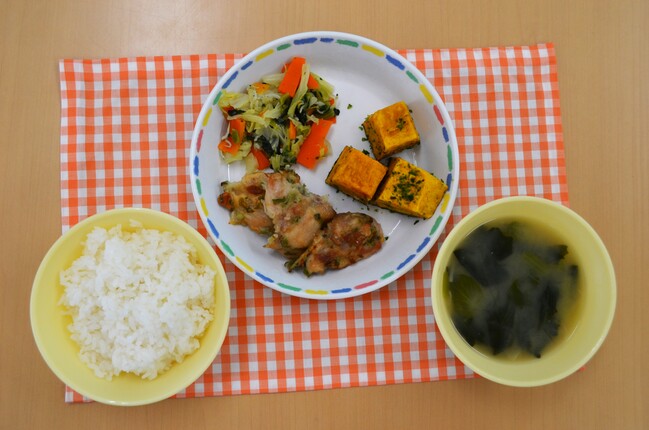 給食