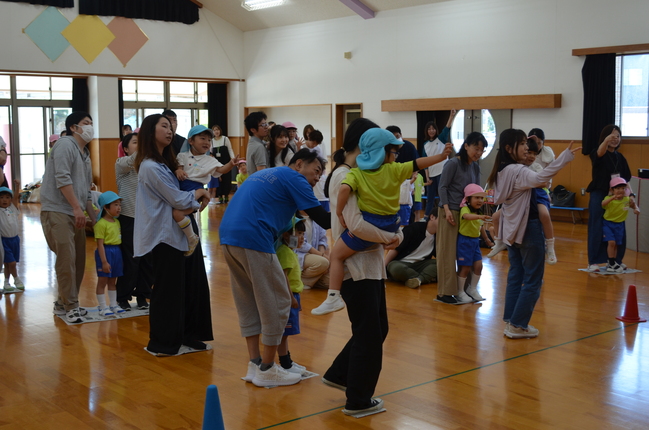 年中組