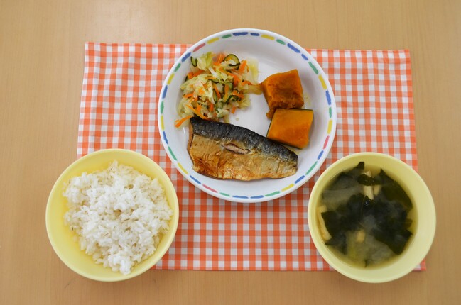 給食