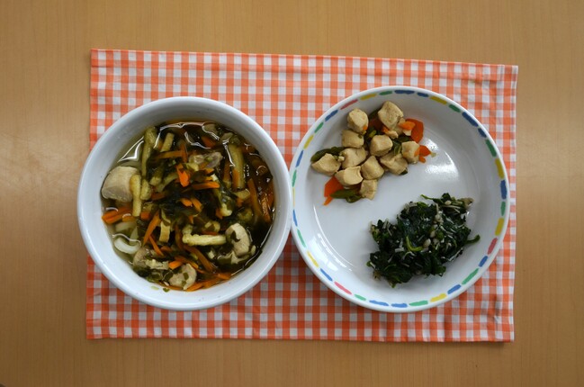 給食