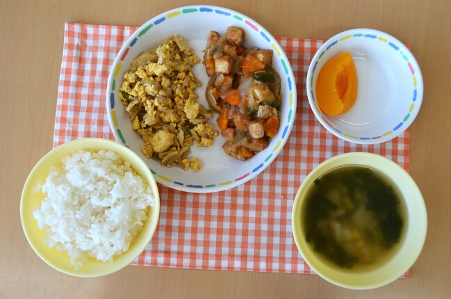 給食