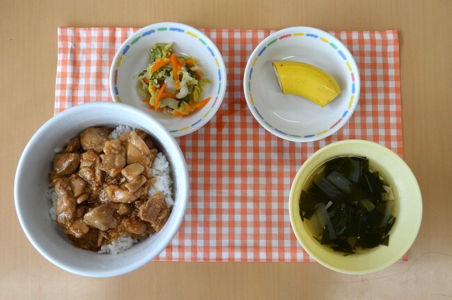 給食
