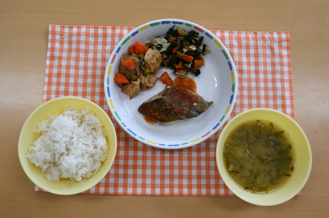 給食