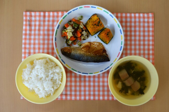 給食