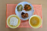 給食