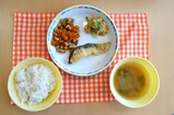 給食