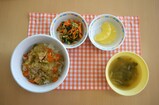 給食