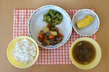 給食